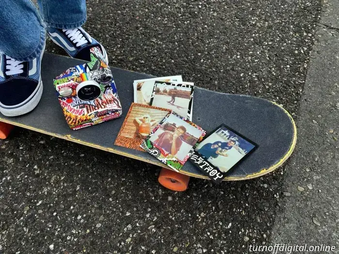Polaroid lanzará una nueva cámara Now y un diseño de marcos I-Type en colaboración con la revista de skate Thrasher este martes.